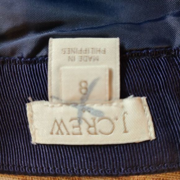 J Crew Pencil Skirt, Navy blue size 8 - Picture 2 of 3